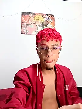 Snapshot of 2_milo_verus_4 chatting on 11.27.25 2 milo verus 4 online show from 11.27.25