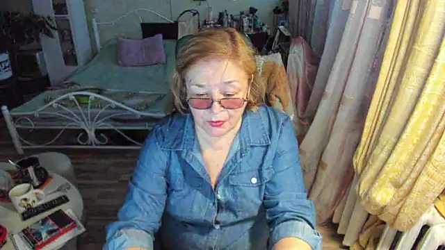 Snapshot of rekelme chatting on 04.15.26 rekelme online show from 04.15.26