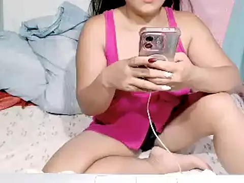 Snapshot of FlorMoreno_Palangga chatting on 06.17.26 FlorMoreno Palangga online show from 06.17.26