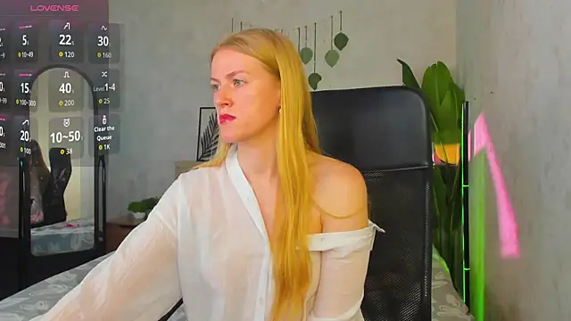 Snapshot of Alicia_Hars chatting on 06.09.26 Alicia Hars online show from 06.09.26