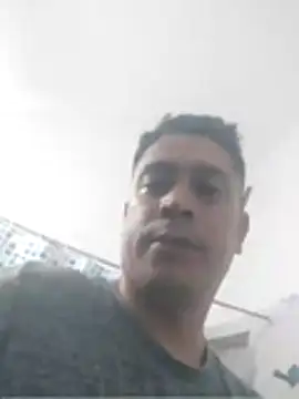 Snapshot of Aguustinp chatting on 11.27.25 Aguustinp online show from 11.27.25