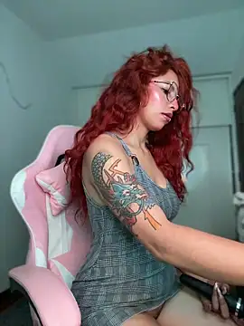 PrettyChloe  online show from 03.04.26