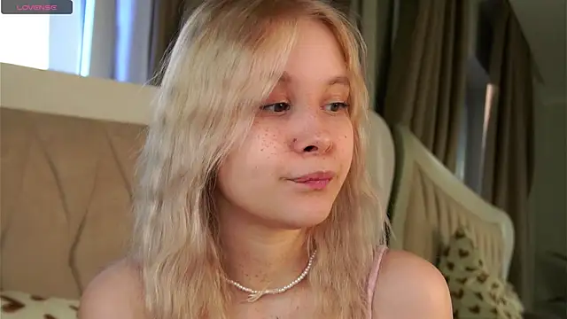 AunclreaVache online show from 04.07.26