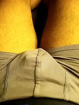 Snapshot of cakeboy992 chatting on 11.30.25 cakeboy992 online show from 11.30.25