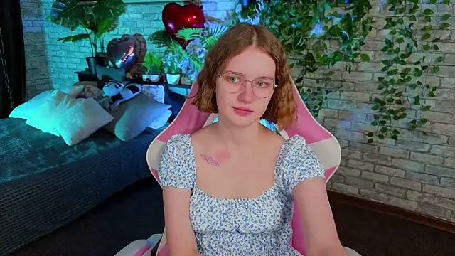 Snapshot of Mia_Mooore chatting on 02.09.26 Mia Mooore online show from 02.09.26