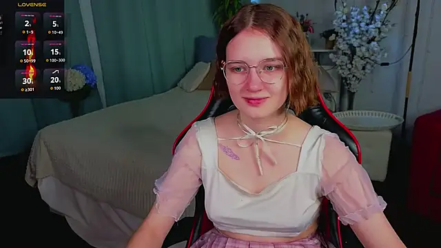 Snapshot of Mia_Mooore chatting on 03.03.26 Mia Mooore online show from 03.03.26