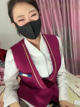 Snapshot of youyou-baby999 chatting on 02.13.26 youyou-baby999 online show from 02.13.26