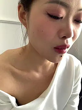 Snapshot of youyou-baby999 chatting on 03.11.26 youyou-baby999 online show from 03.11.26