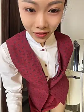Snapshot of youyou-baby999 chatting on 05.18.26 youyou-baby999 online show from 05.18.26