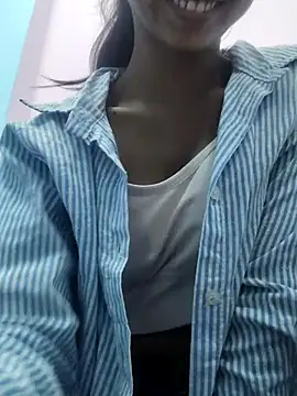 Isha Liha online show from 12.16.25