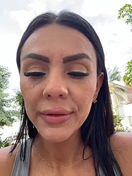 SofhiaTaylor online show from 02.02.26