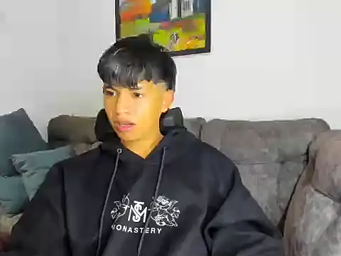 Mikke18 online show from 12.17.25