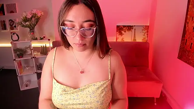 Snapshot of SwettieSammy chatting on 02.25.26 SwettieSammy online show from 02.25.26