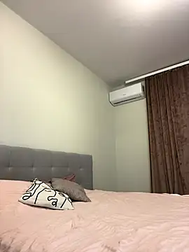 s4rah online show from 12.21.25