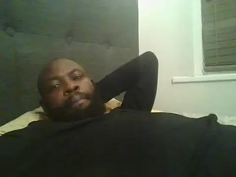 Snapshot of smartfuck777 chatting on 12.18.25 smartfuck777 online show from 12.18.25