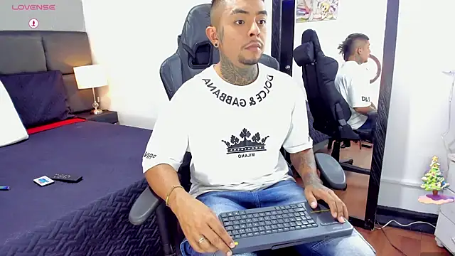 BASTIAN NICOLAS  online show from 01.06.26