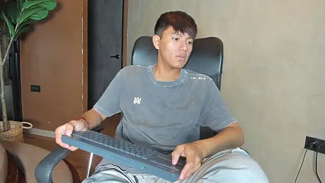 isaac grimm online show from 02.06.26