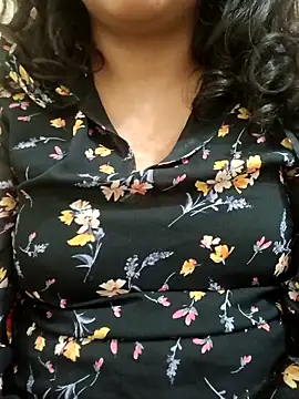 Snapshot of NIDHI-23 chatting on 12.01.25 NIDHI-23 online show from 12.01.25