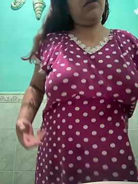 Kittysweet2001 online show from 12.22.25