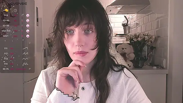 MePretty online show from 12.12.24