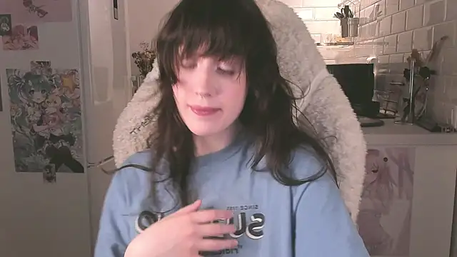 MePretty online show from 12.23.24