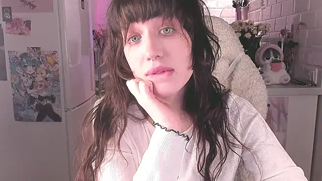 MePretty online show from 01.24.25