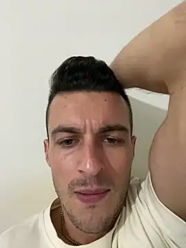 Snapshot of 3turkish6model9 chatting on 03.10.26 3turkish6model9 online show from 03.10.26