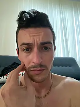 Snapshot of 3turkish6model9 chatting on 04.05.26 3turkish6model9 online show from 04.05.26