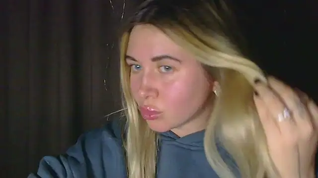 Snapshot of Nika_Diva chatting on 02.04.26 Nika Diva online show from 02.04.26