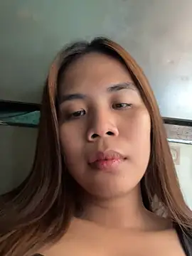 Margaux4U online show from 04.12.26