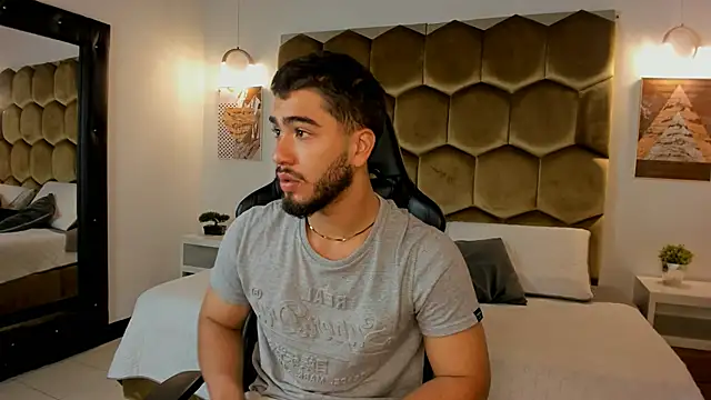 Franco banderas online show from 02.26.26