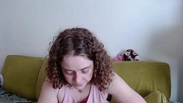 DeliaBlew online show from 05.20.26
