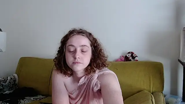 DeliaBlew online show from 05.21.26