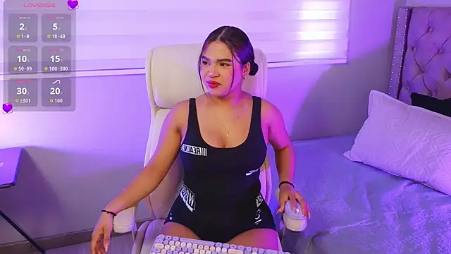 Mylarossi online show from 03.07.26