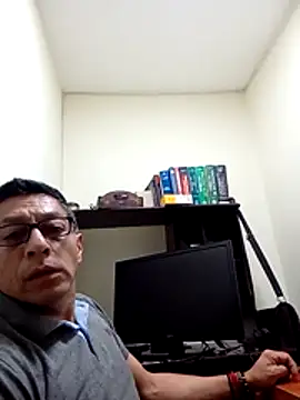 JRAdams23 online show from 12.17.25