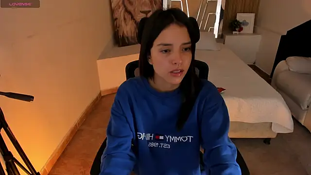 Cherrybombs  online show from 04.07.26