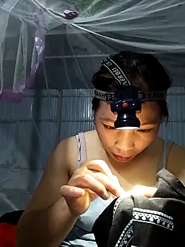 Evelyn-n online show from 12.20.25