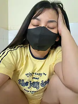 Snapshot of MintShow18 chatting on 03.19.26 MintShow18 online show from 03.19.26