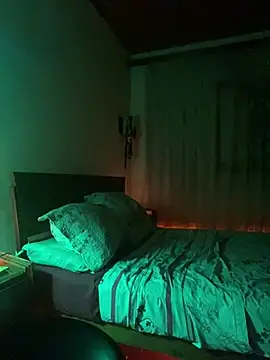 Snapshot of Petebulimia chatting on 04.03.26 Petebulimia online show from 04.03.26