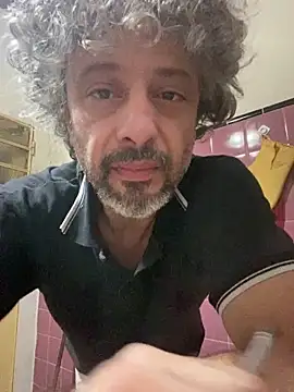 Snapshot of Petebulimia chatting on 04.14.26 Petebulimia online show from 04.14.26