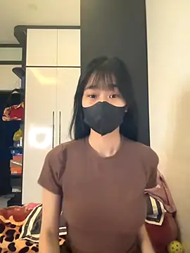 MGirlCute online show from 12.05.25