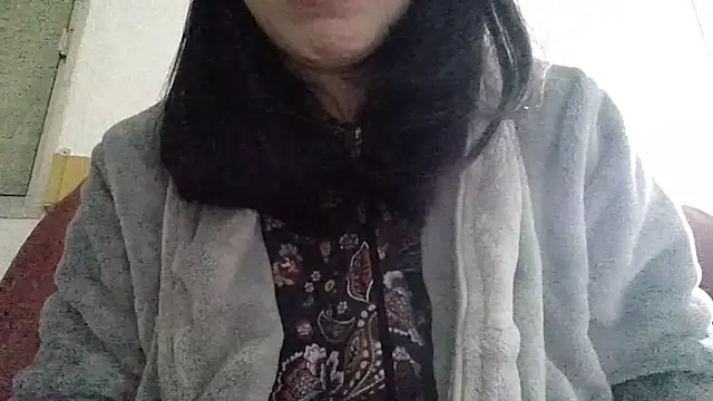 Snapshot of gatitachula93 chatting on 12.05.25 gatitachula93 online show from 12.05.25