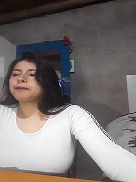 Estefanny Lolyy online show from 06.15.26