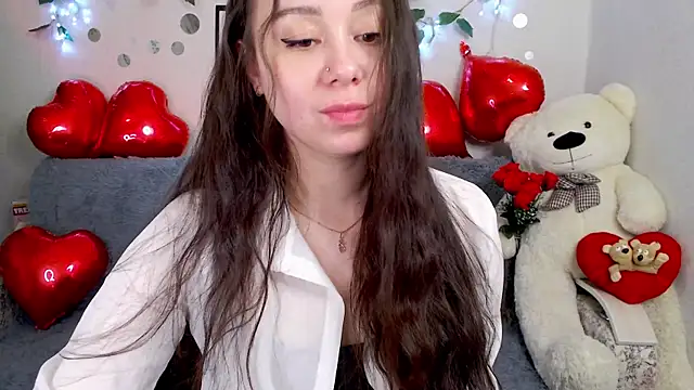 Snapshot of AlinaEleven chatting on 04.27.26 AlinaEleven online show from 04.27.26
