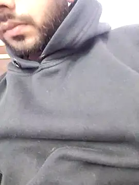 Snapshot of AlphaAura460 chatting on 12.04.25 AlphaAura460 online show from 12.04.25