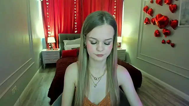 Snapshot of MidnighteAura chatting on 02.21.26 MidnighteAura online show from 02.21.26