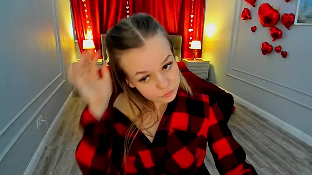 Snapshot of MidnighteAura chatting on 03.08.26 MidnighteAura online show from 03.08.26