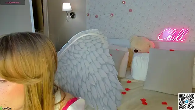 Victori Fox online show from 02.14.26