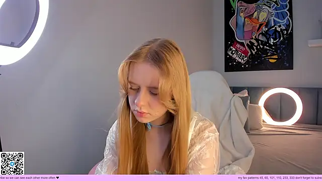 Snapshot of Victori_Fox chatting on 05.04.26 Victori Fox online show from 05.04.26