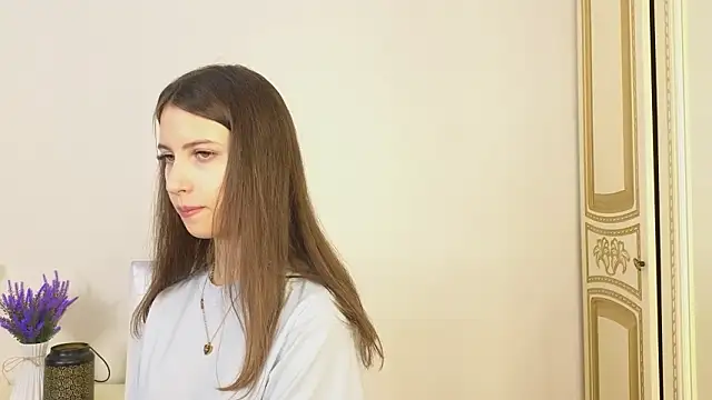 Snapshot of UmbraElyon chatting on 03.08.26 UmbraElyon online show from 03.08.26